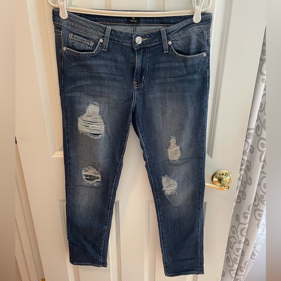Just Black Denim - Like new distressed jeans